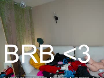 vivid_whit's chat room