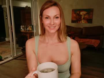 kaileeshy's chat room