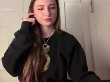 fantasyella's chat room