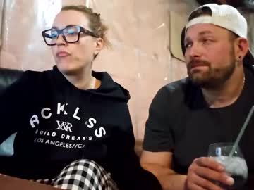 coupleoffantastics's chat room