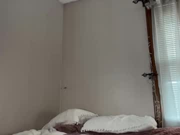 minahoneyy38's chat room