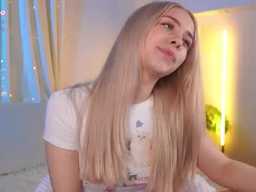 d0ll_eyes_'s chat room