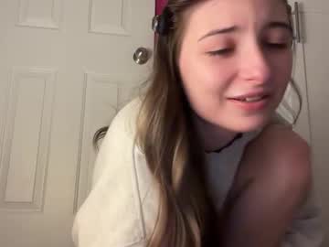 fantasyella's chat room