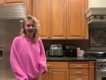 lunarose17's chat room