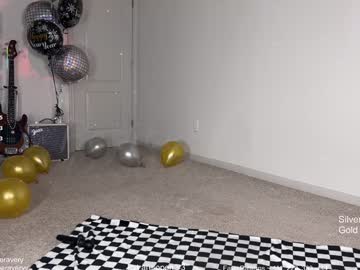 petitebrat's chat room