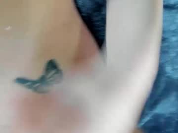 kyliebkillinit's chat room