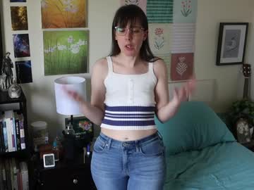 ellynaomi's chat room