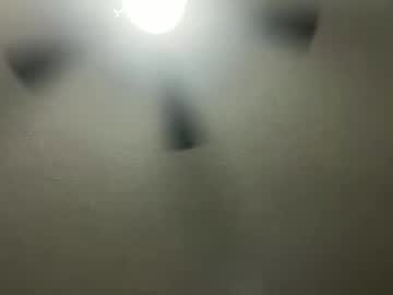 twinfl4m3ss's chat room