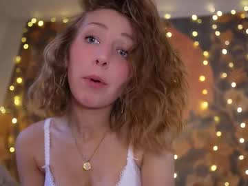 abbienextdoor's chat room