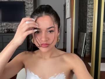 minahoneyy38's chat room