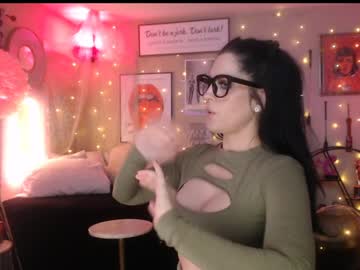 milf_lacey's chat room