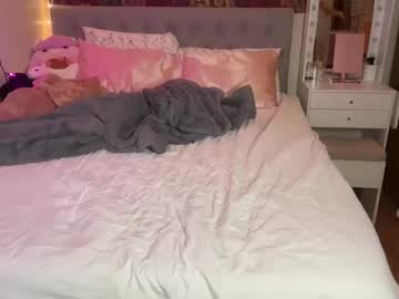 mayaxclarke's chat room