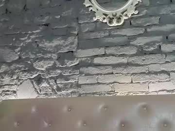 vixvixenn's chat room