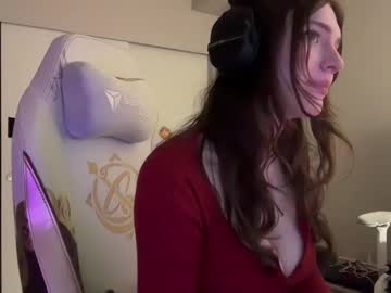 lunasnows's chat room