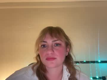 tippygirly's chat room