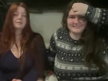 scarletttsinner's chat room