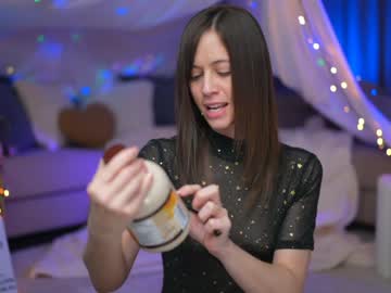 newchloe18's chat room