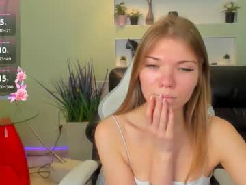 michafox's chat room