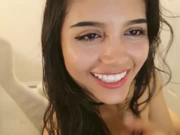 elisparadisex's chat room