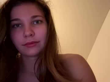 deepthroatqueen33's chat room