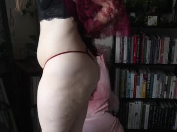 ellynaomi's chat room