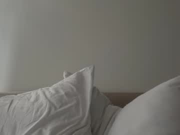 pollyyypocket's chat room