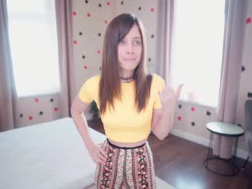 newchloe18's chat room