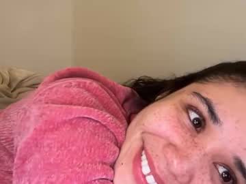 kissandcurrency's chat room