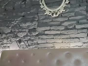 vixvixenn's chat room