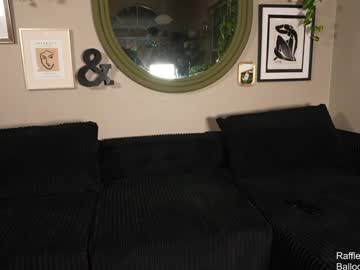 livanddrew's chat room