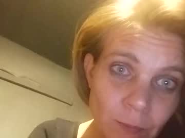 kitty10719's chat room