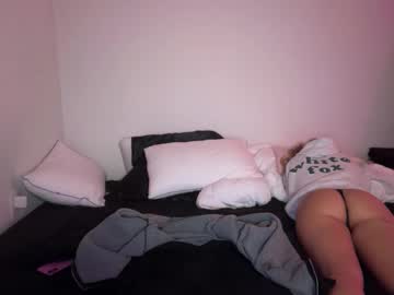 kenziesmithh's chat room