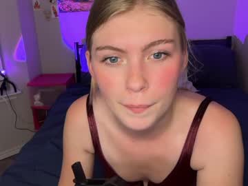 elliee81's chat room