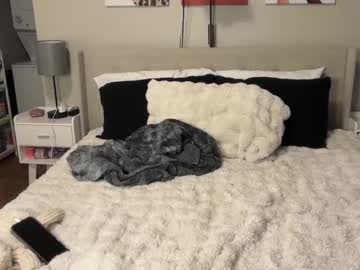 camilaaa15's chat room