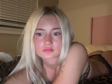 destinyyluvv's chat room