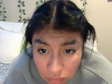 pretty_girl828687's chat room