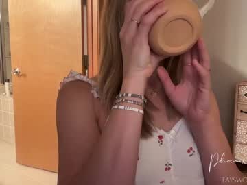 phoenix_taylor's chat room