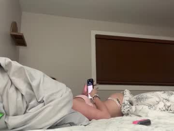 bellastarxo's chat room