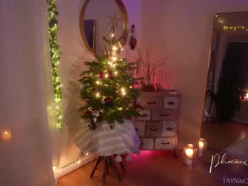 phoenix_taylor's chat room