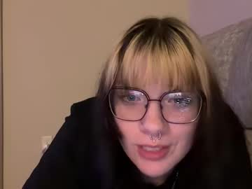 irissweets's chat room