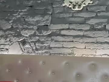 vixvixenn's chat room