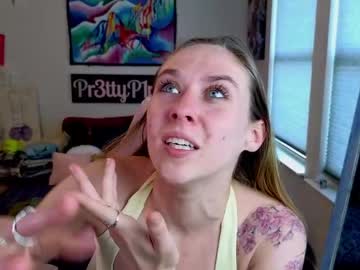 pr3ttyp1nkpussy's chat room