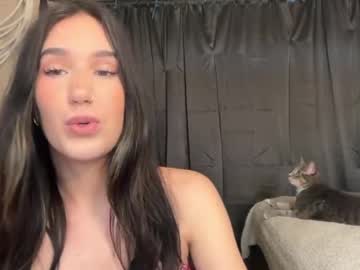 ella2sweet's chat room