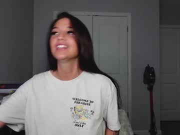 prettygirll23's chat room