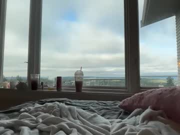 lunarose17's chat room