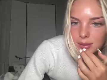 misskayxoxooo's chat room