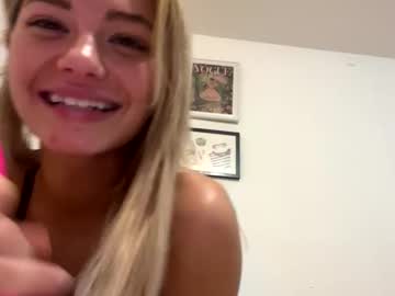 britneycherry08's chat room