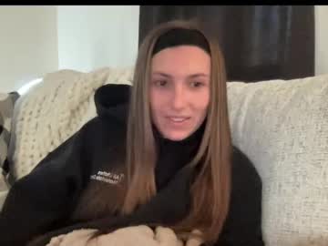 laylahlaylah1's chat room