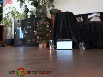 serareads's chat room