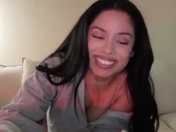 amaya_floress's chat room